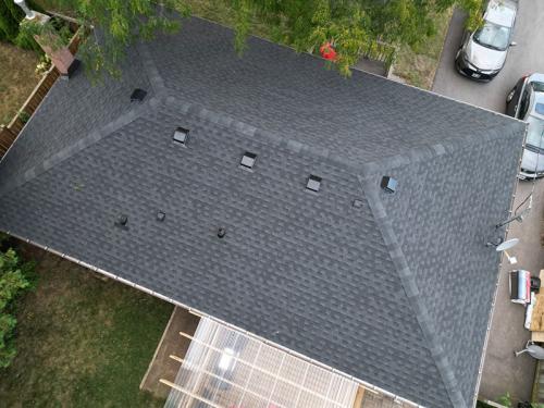 Burlington Roof Replacement with GAF Timberline HDZ Charcoal Shingles